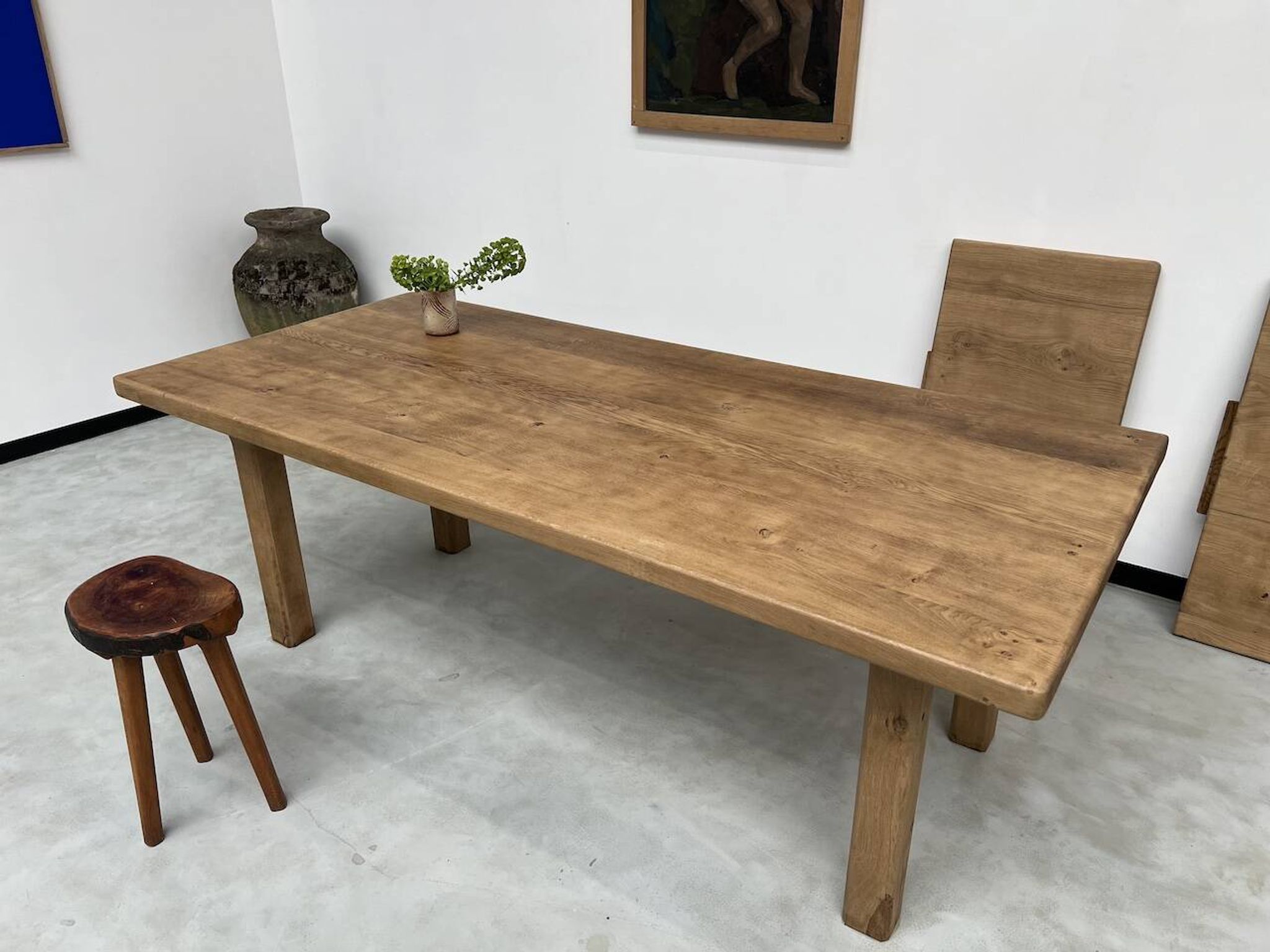 Large farm table from the 60s, in solid oak, with extensions