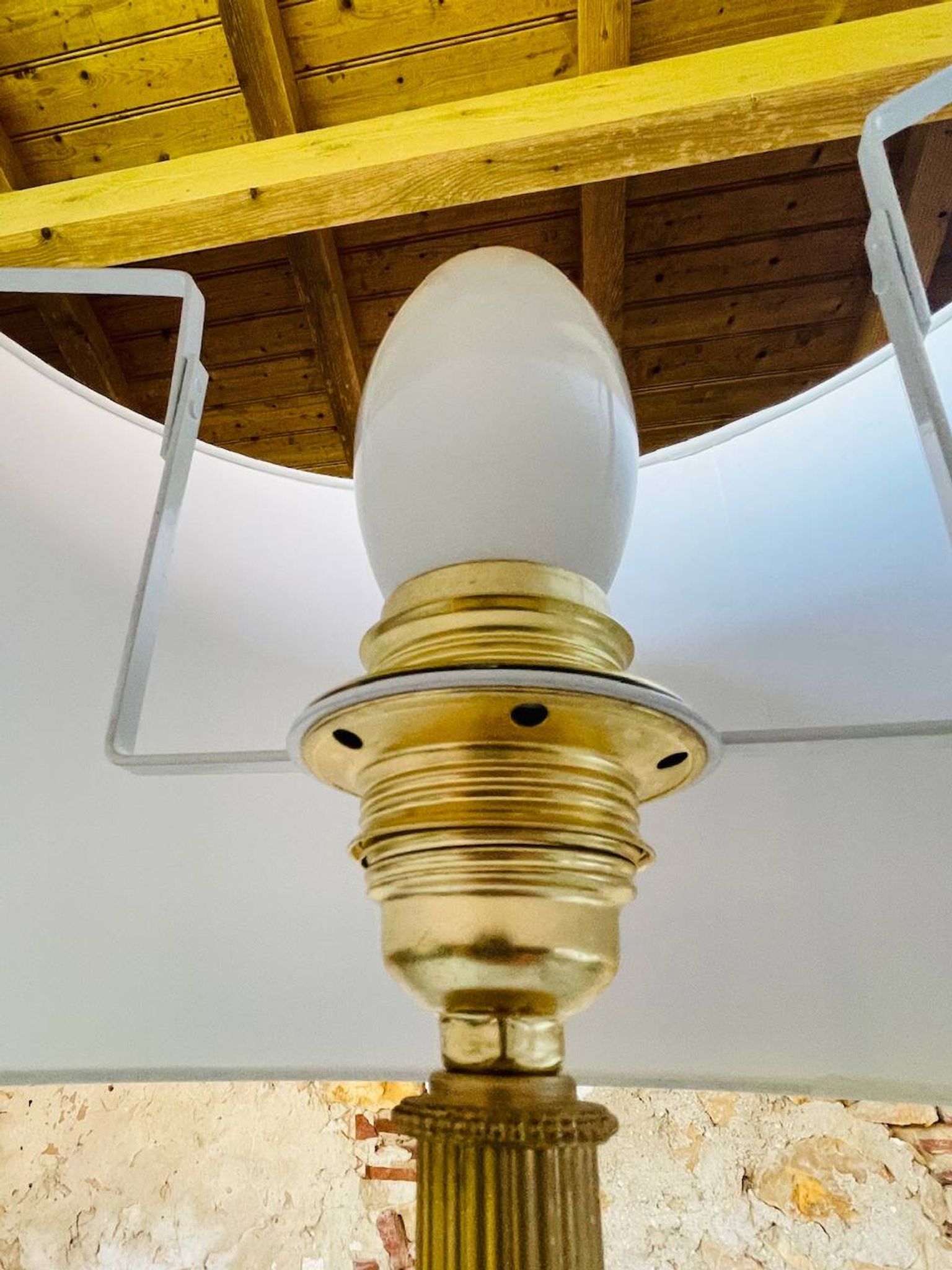 Lampadaire laiton vintage, tripode circa 1960s