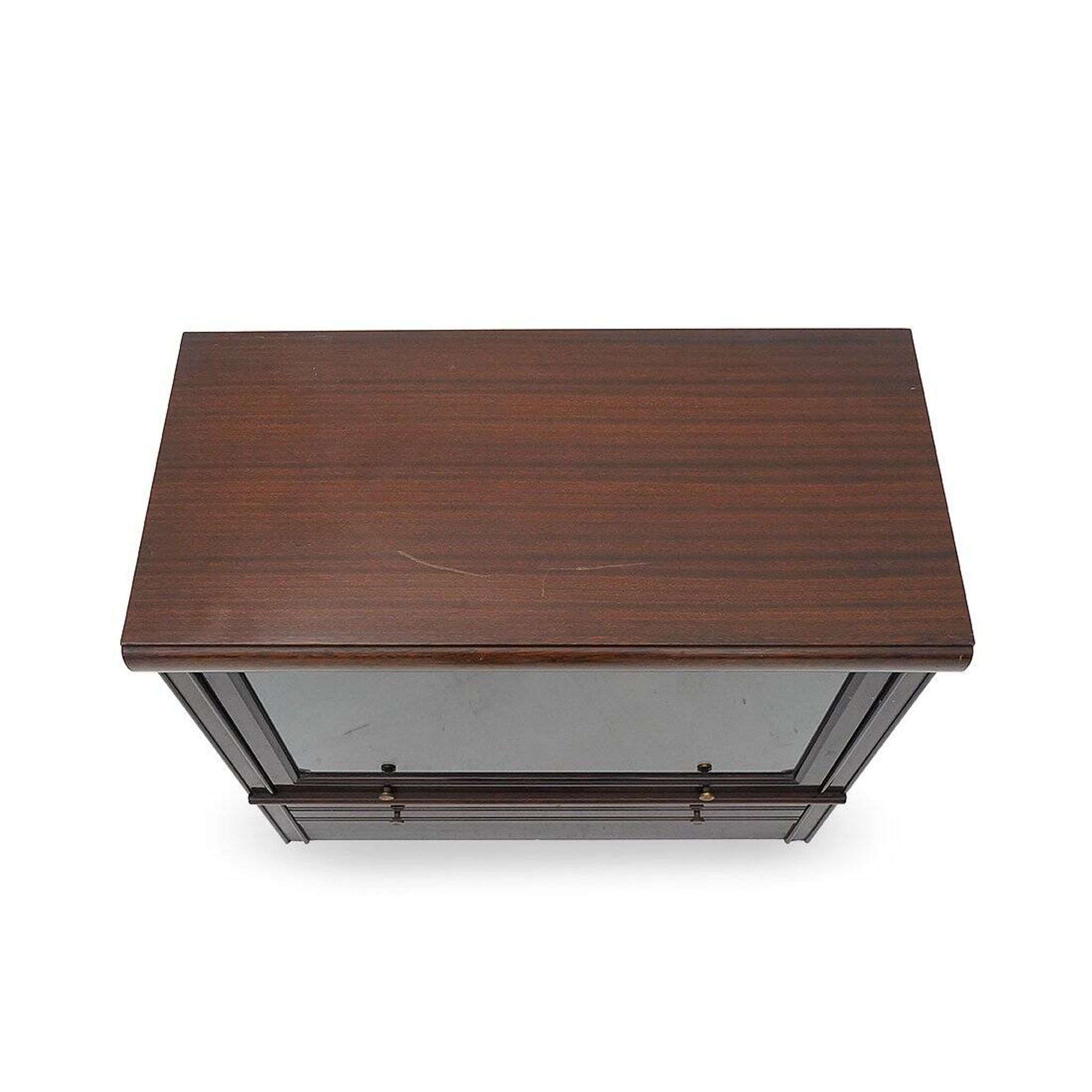 Buffet MD avec porte en verre et tiroir, années 1970
