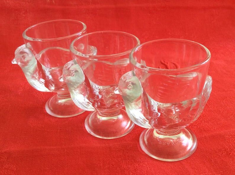 Set of 3 transparent glass hens Arcopal 70s