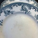 Set of 7 plates