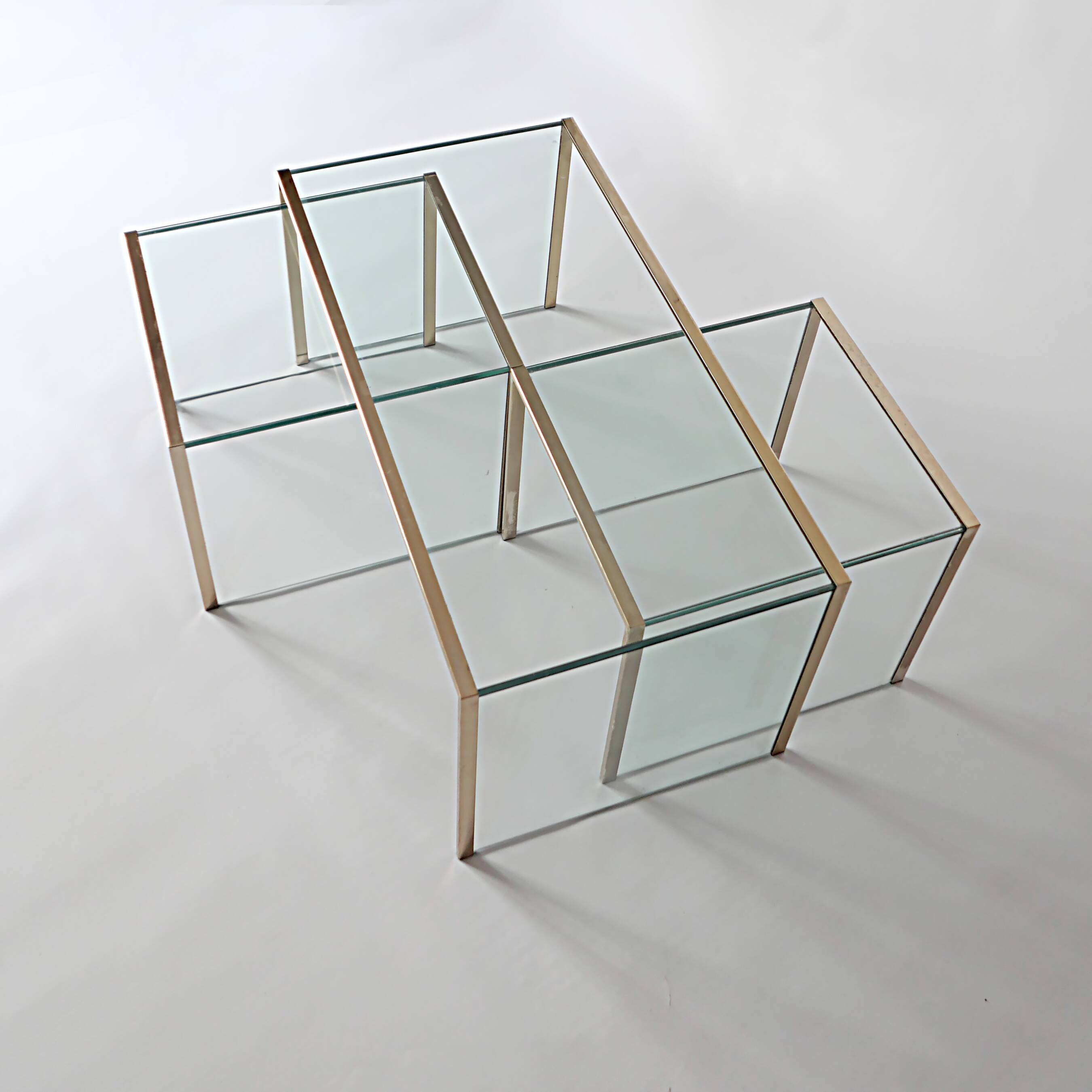 3 nesting coffee tables in glass and gilded metal, 1950-1970