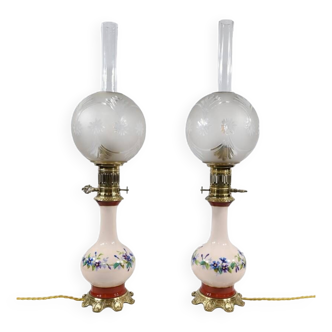 Pair of Porcelain Oil Lamps, electrified – Late 19th century