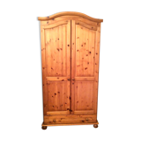 Armoire en pin scandinave
