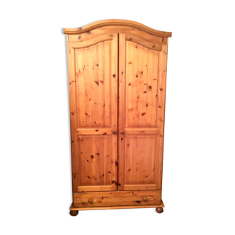 Armoire en pin scandinave