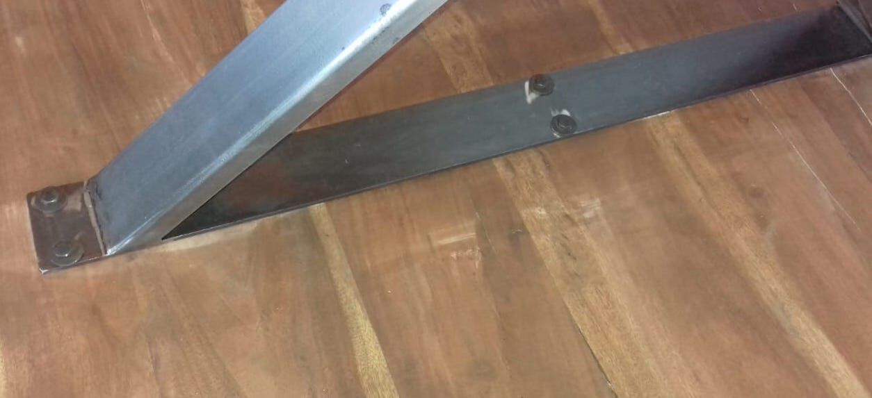 Table with raw solid top