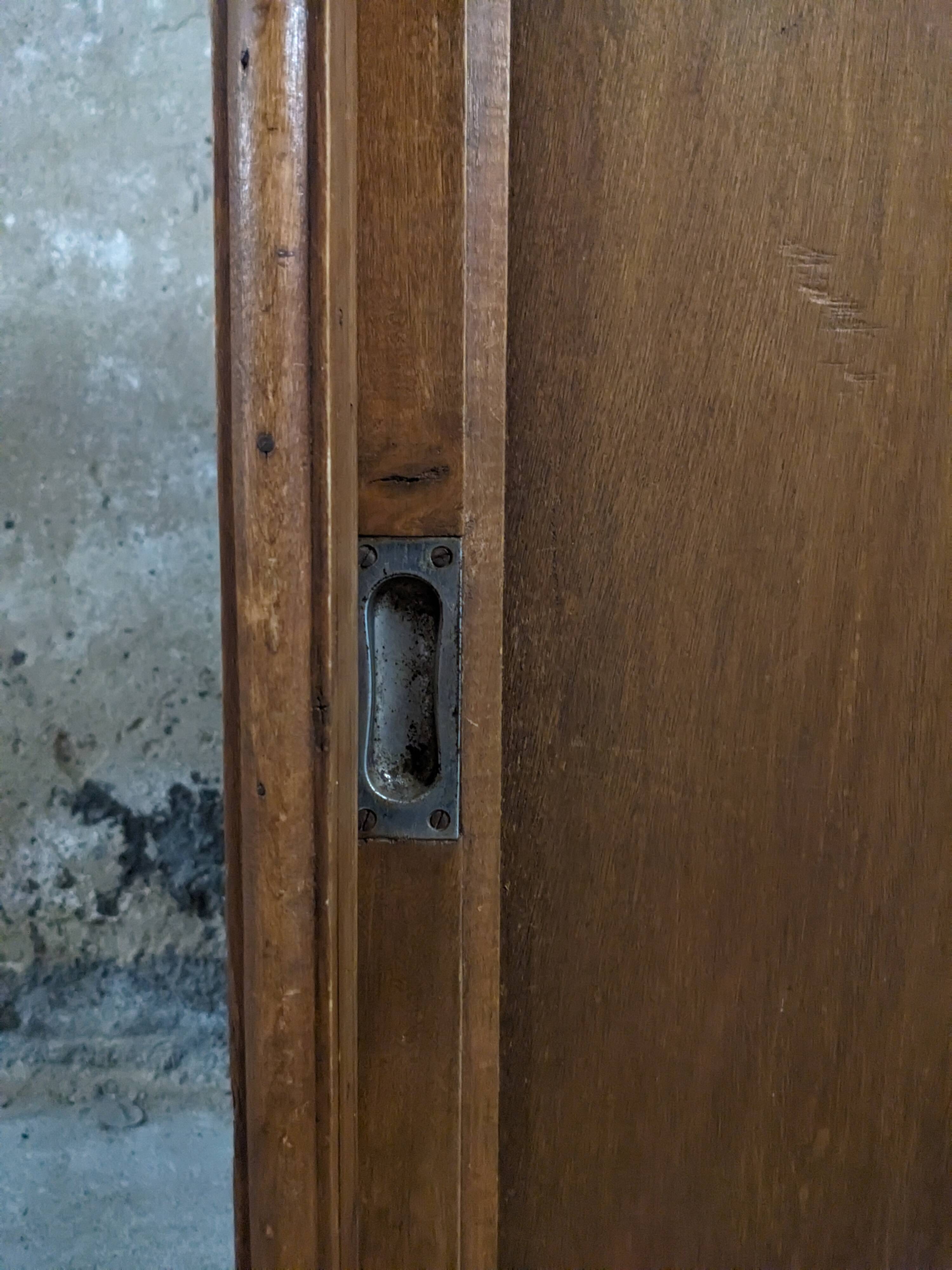 Small Art Deco cabinet from the 1930s