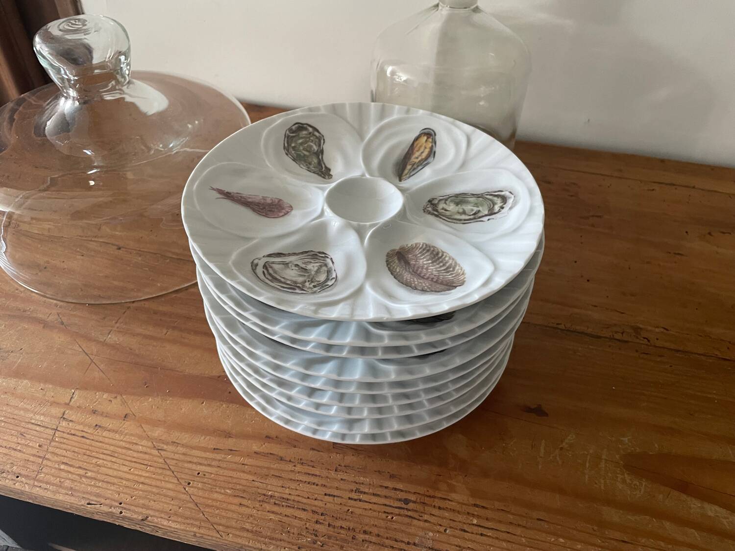 Porcelain oyster plates "The swallow" Melun sur Yevre