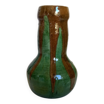Bicolour vase in green and brown ceramic stoneware.