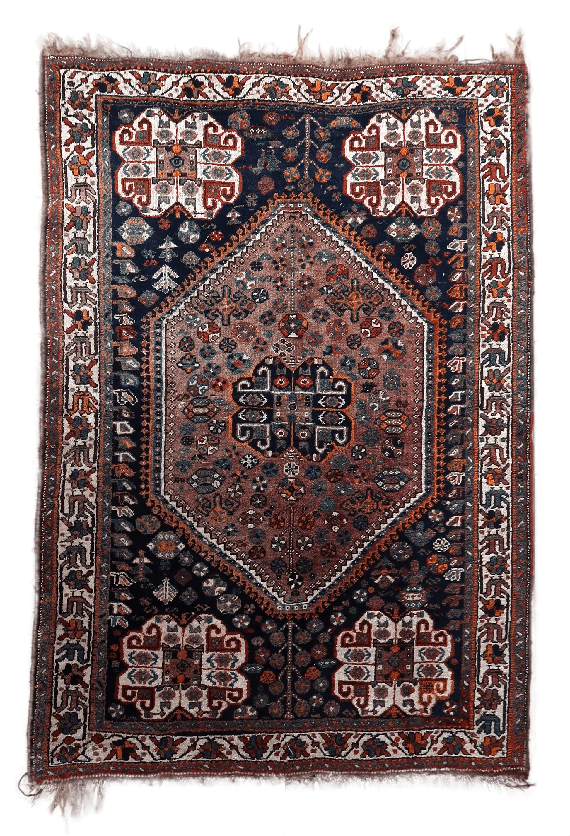 Handmade vintage Persian Shiraz rug 149cm x 208cm, 1940s
