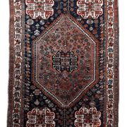 Handmade vintage Persian Shiraz rug 149cm x 208cm, 1940s
