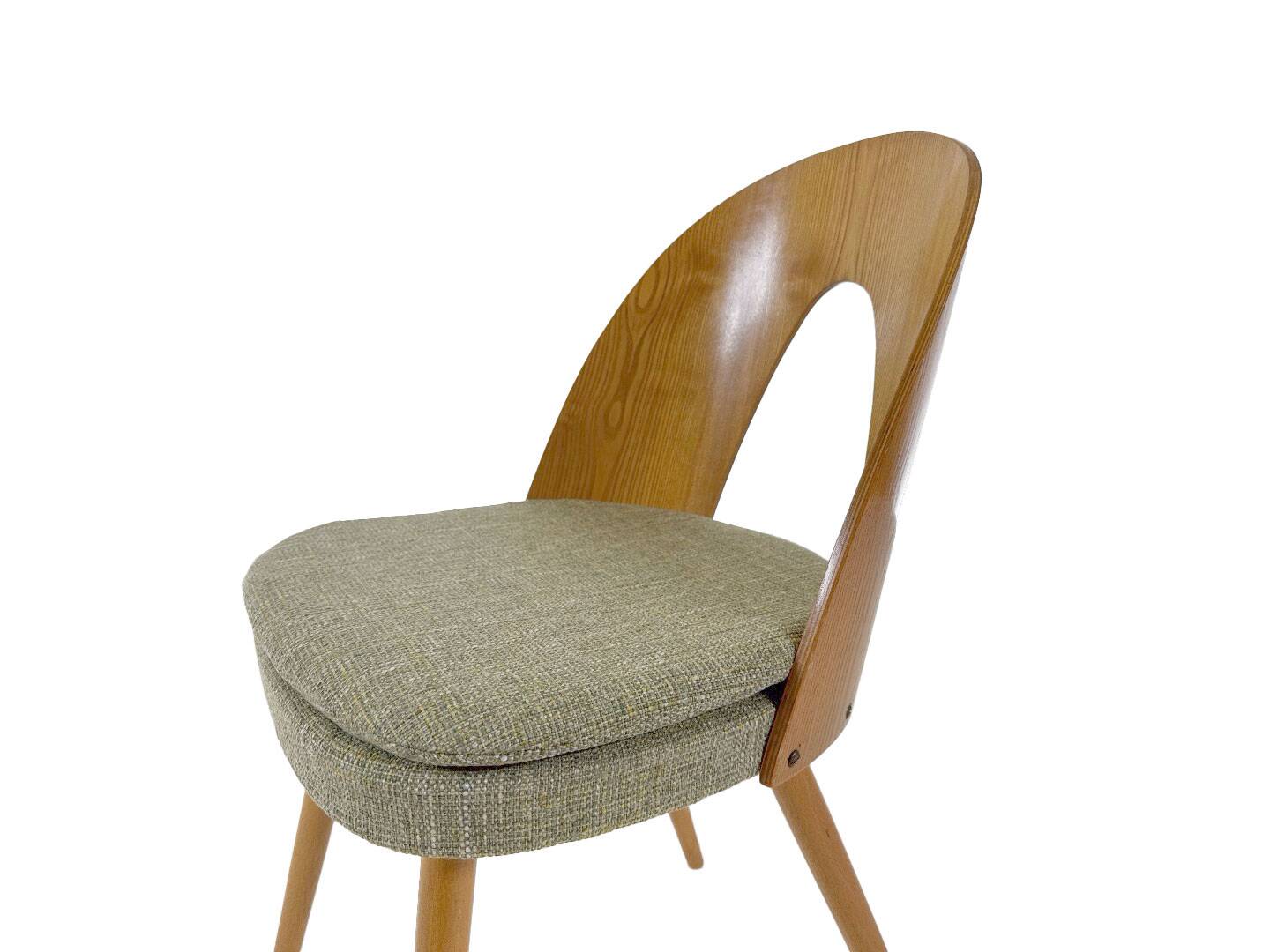 9 vintage designer dining chairs by Antonín Šuman for Tatra