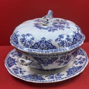 Soup tureen in gien earthenware & its dish, dauphin model delft blue and