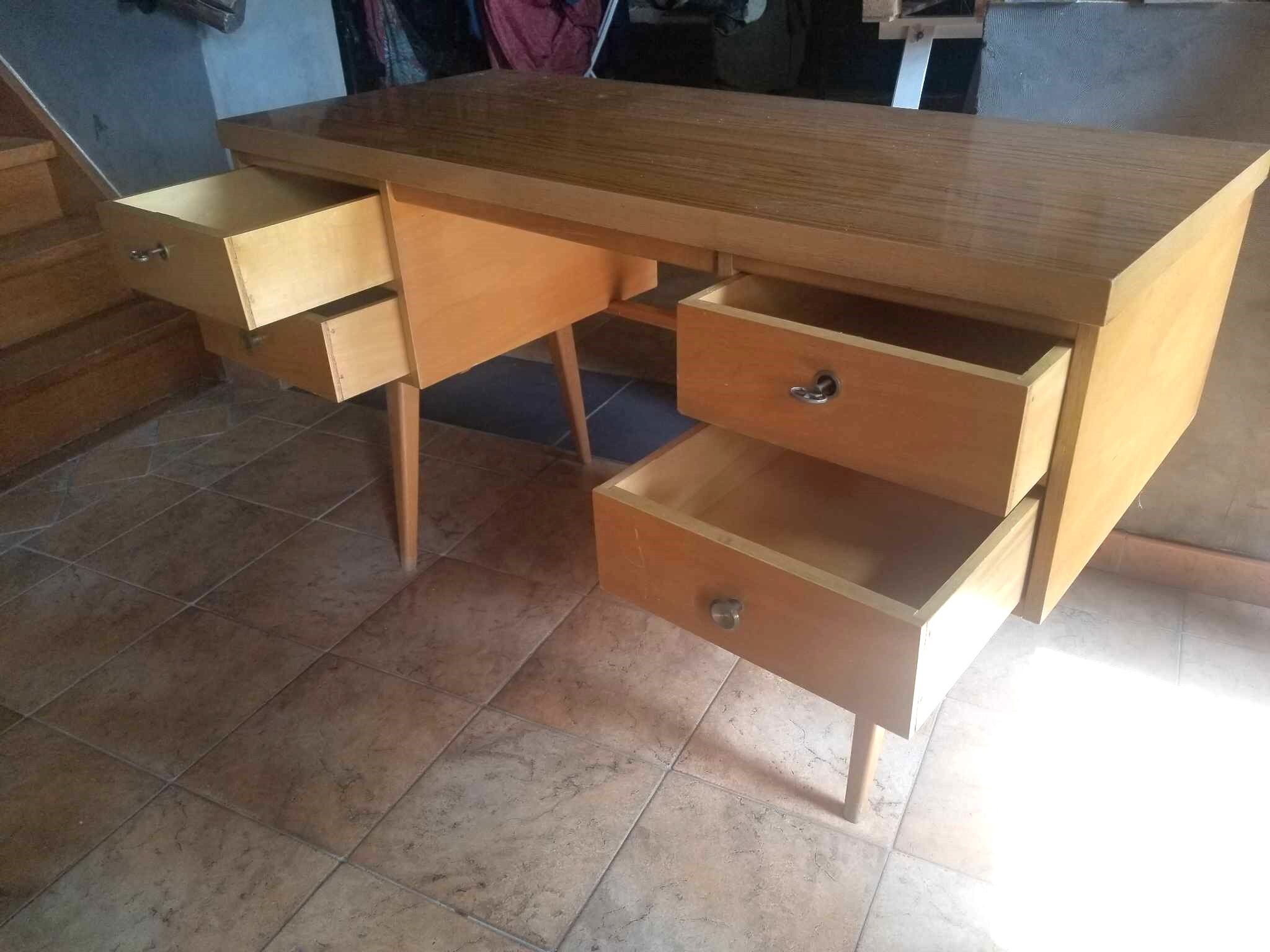 Ekawerk desk