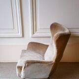 Chair has ears beige flesh wing in his 50s/60s juice