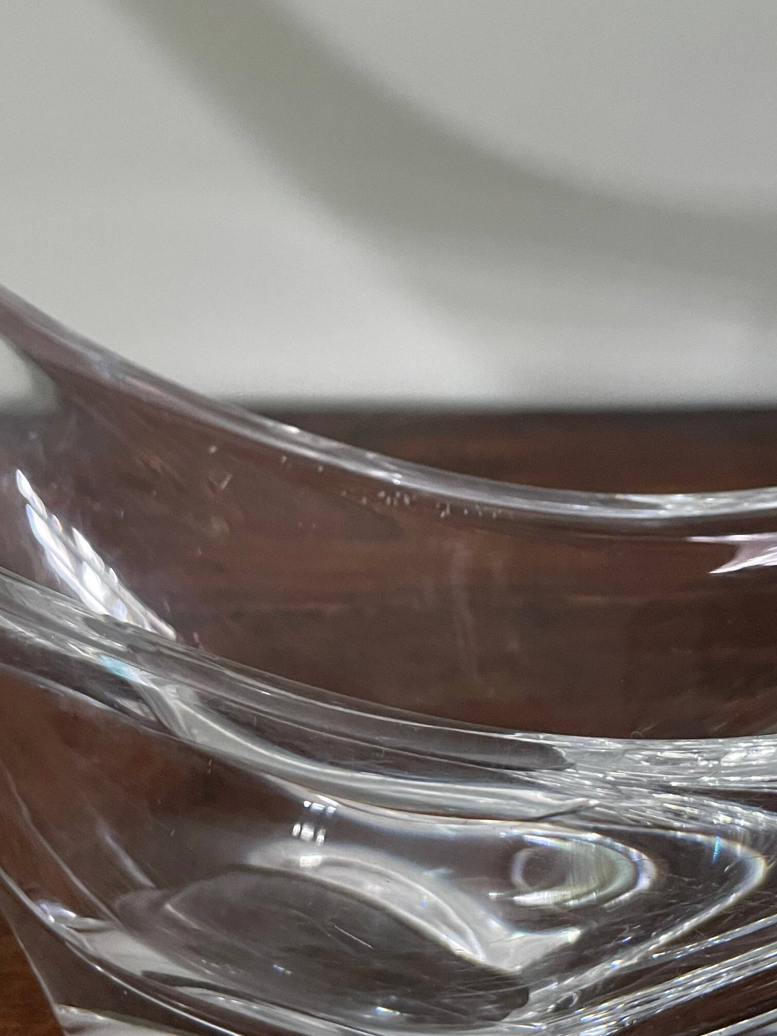 Crystal fruit bowl signed Daum France