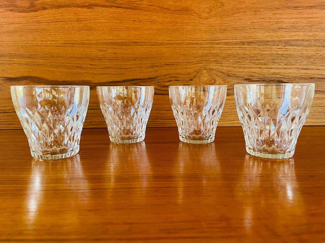 Set of 4 vintage glasses by Vereco
