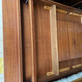 Scandinavian style extendable table