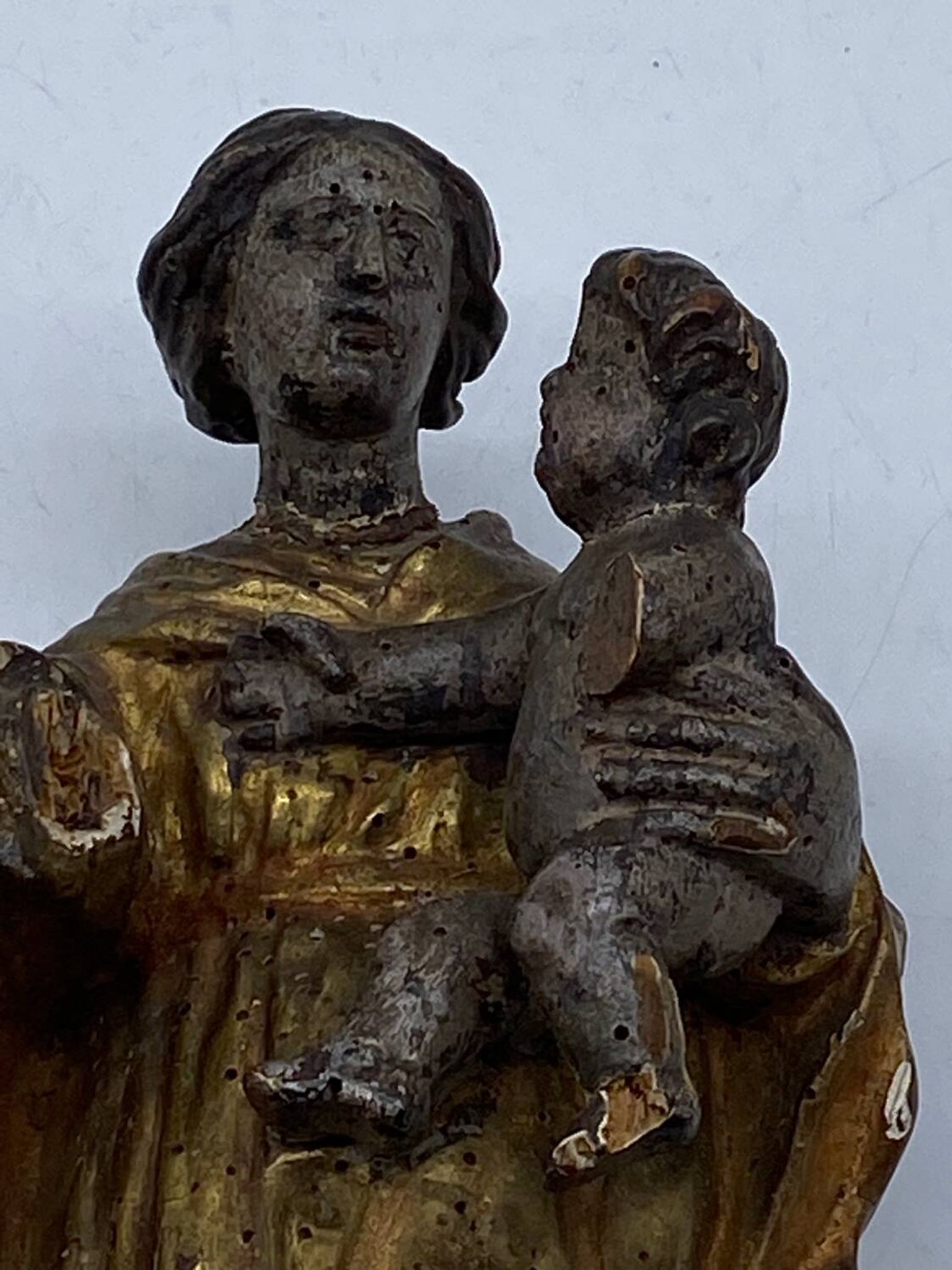 Antique wooden sculpture, Virgin and Child, 17th century