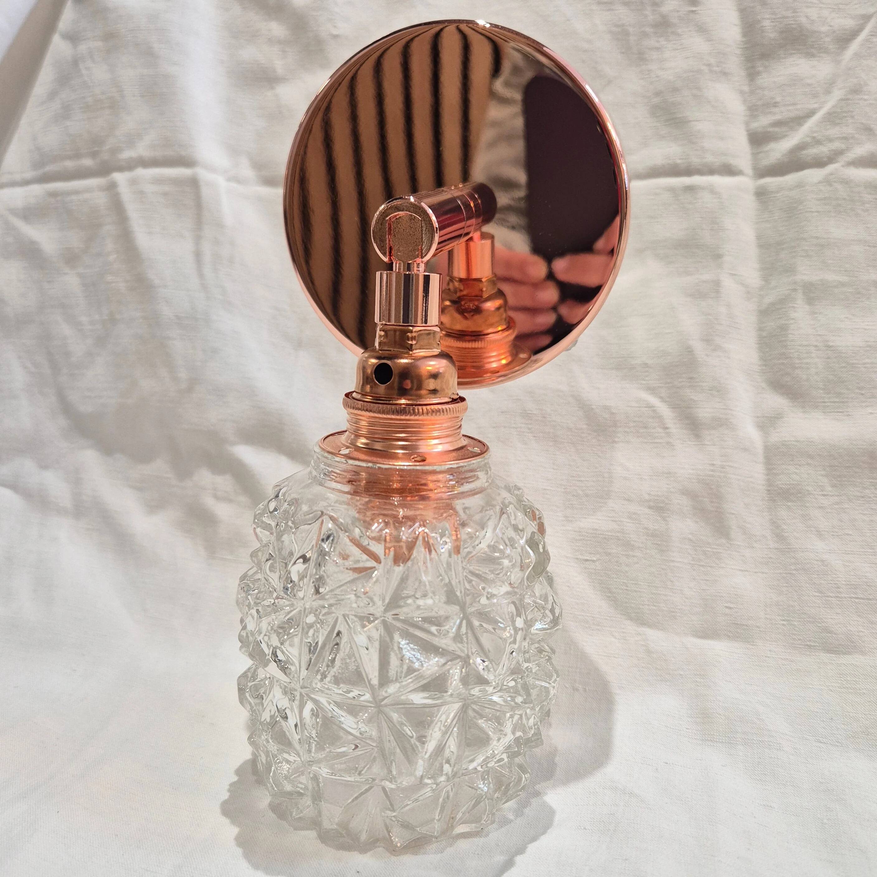 Applique murale en verre ancien
