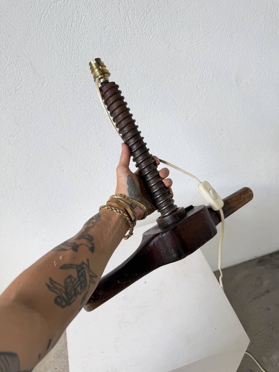 Lampe de table brutaliste artisanale 1950