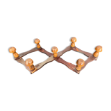 Extendable coat rack