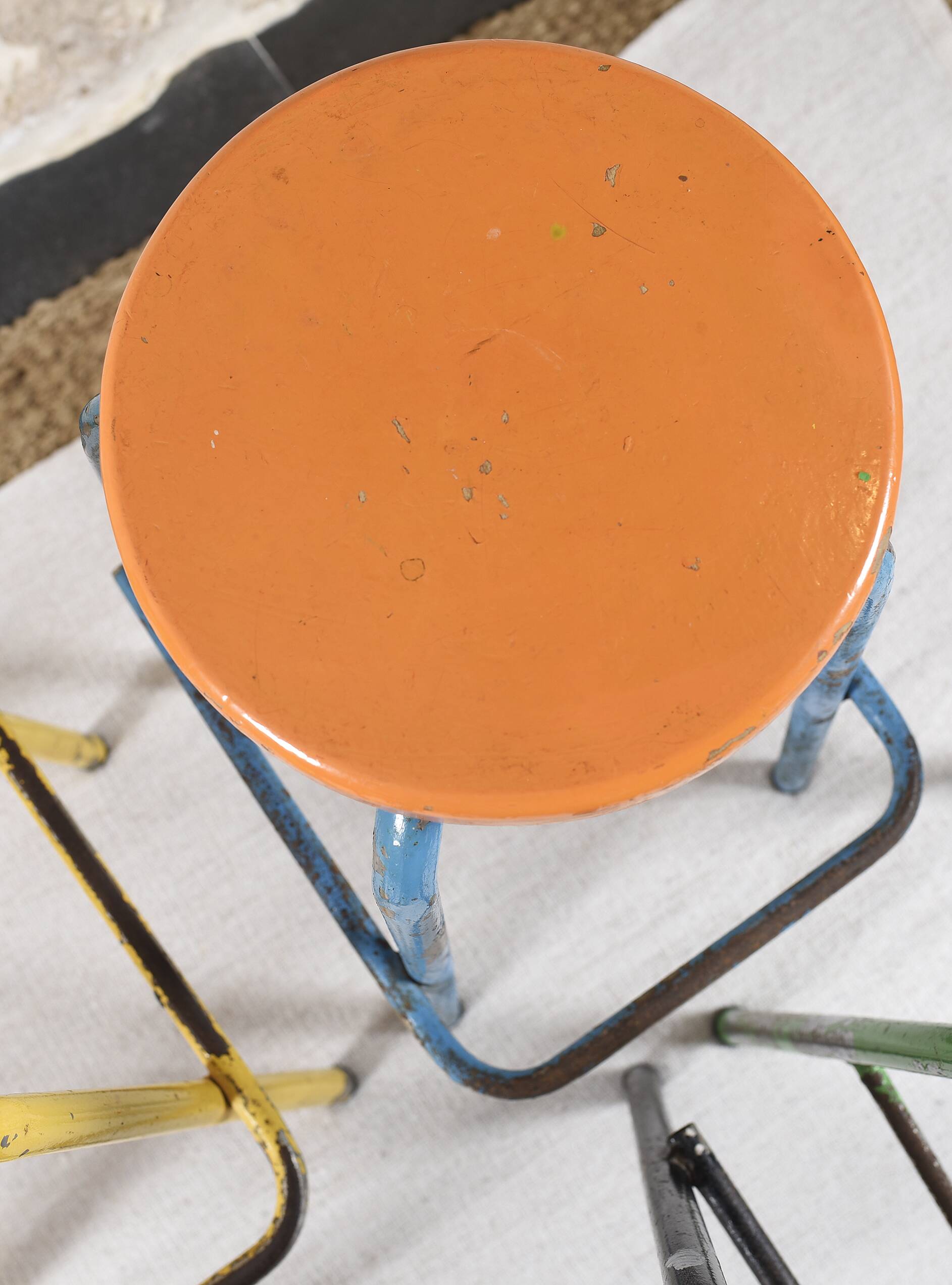 Set of 6 industrial high stools