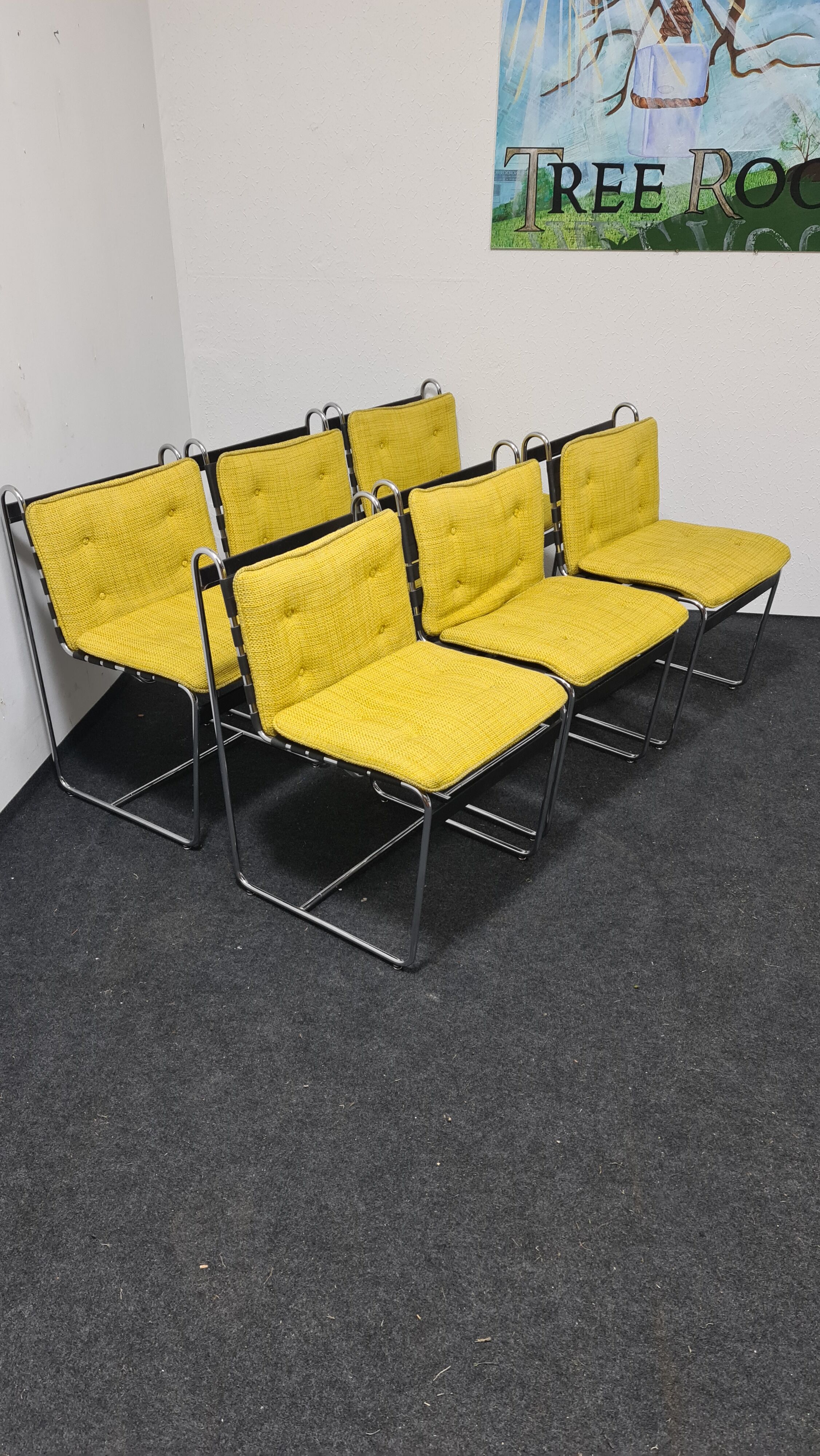 A set of 6 vintage  metal framed dinning chairs