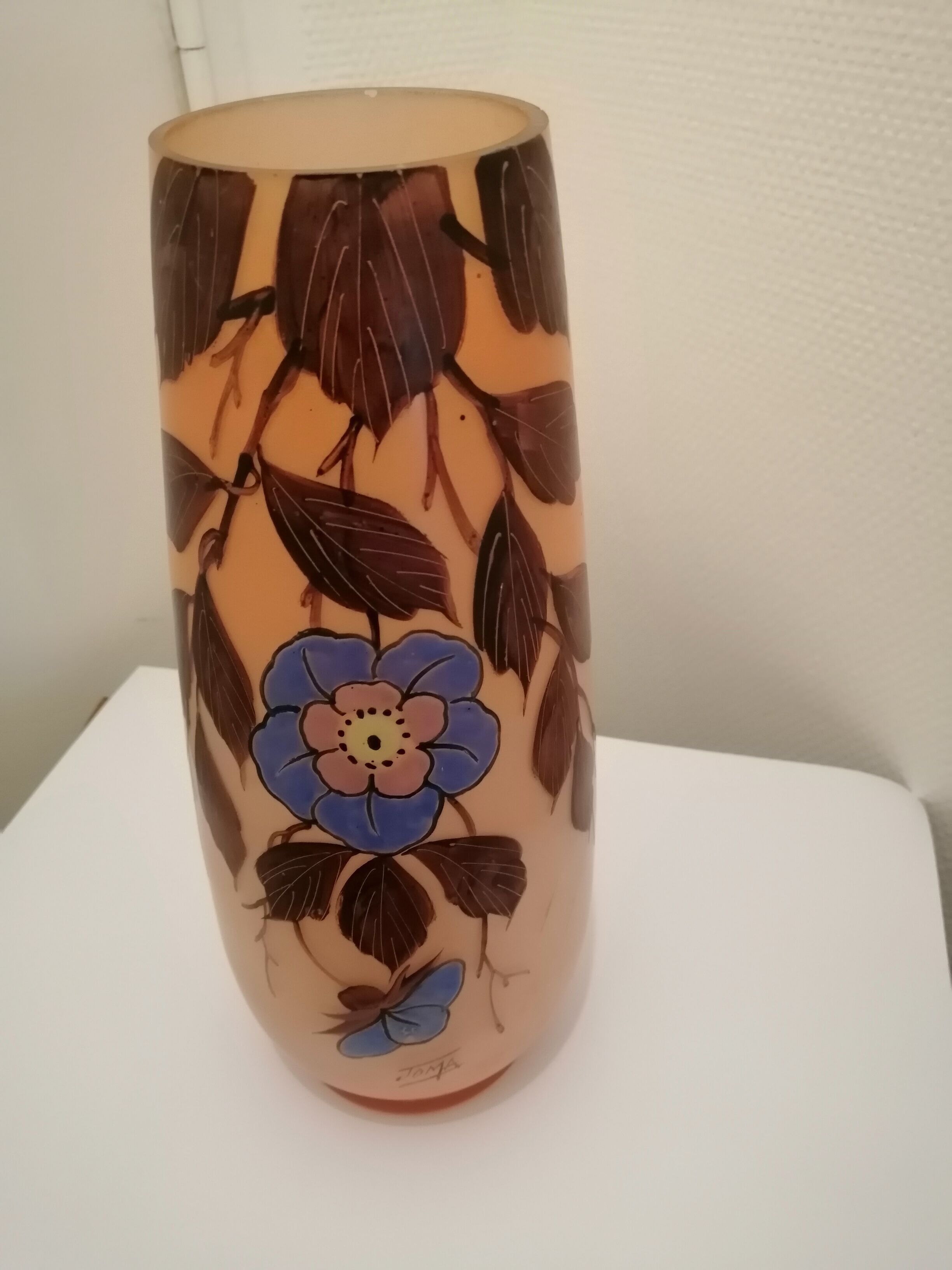 Old vase in colored glass 1