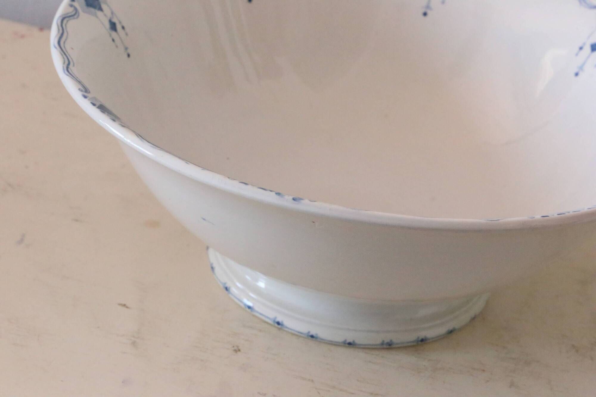 Large Terre de Fer salad bowl, Saphir model, Sarreguemines, French manufacturer