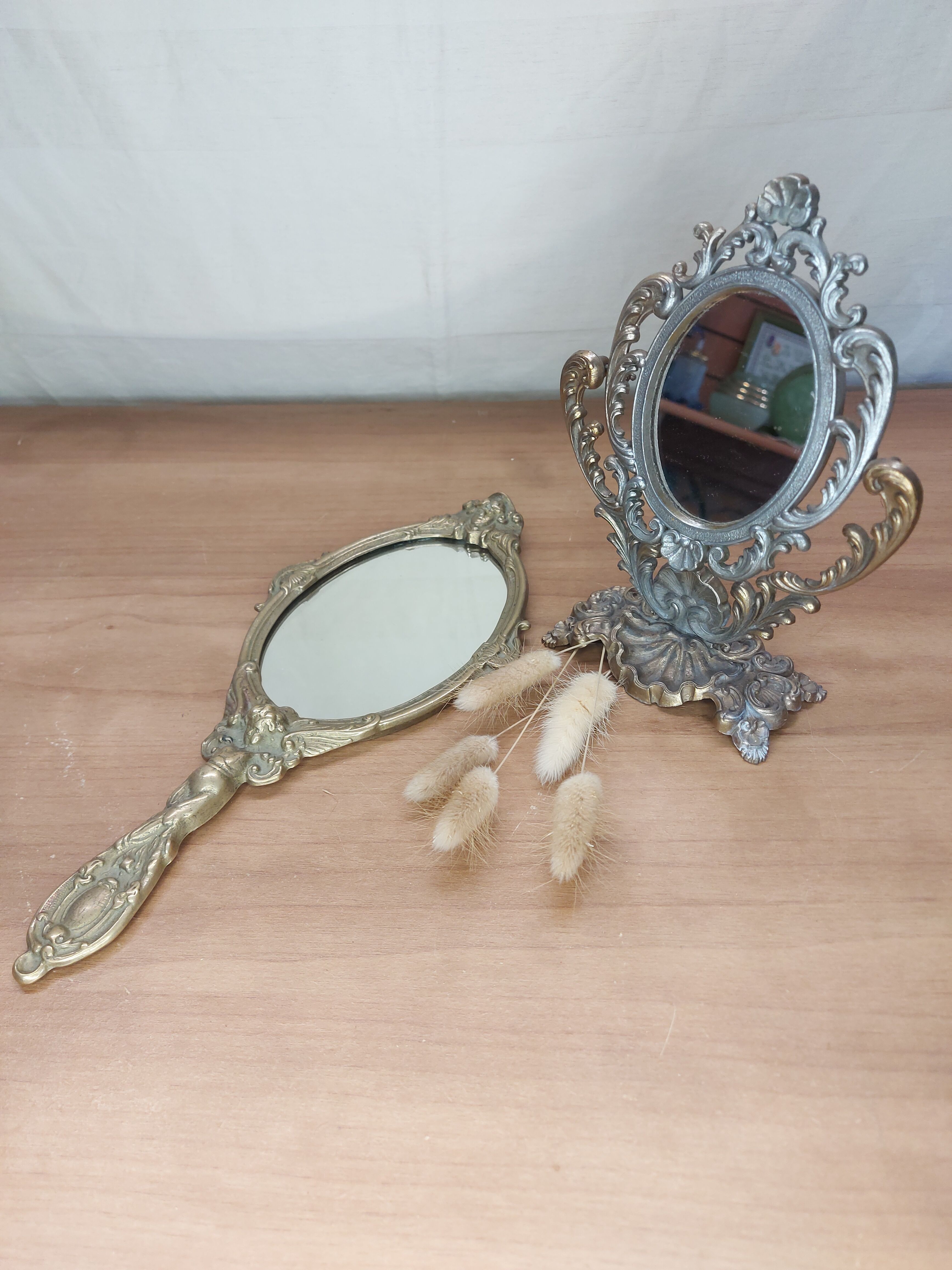 Miroir à main