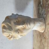 Decorative plaster head