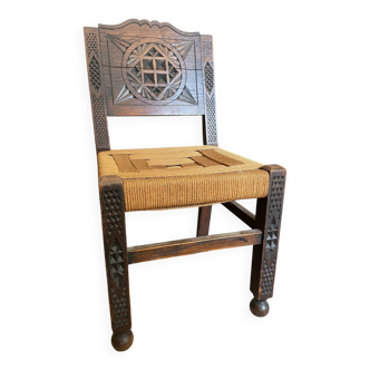 Old wooden straw chair in good condition