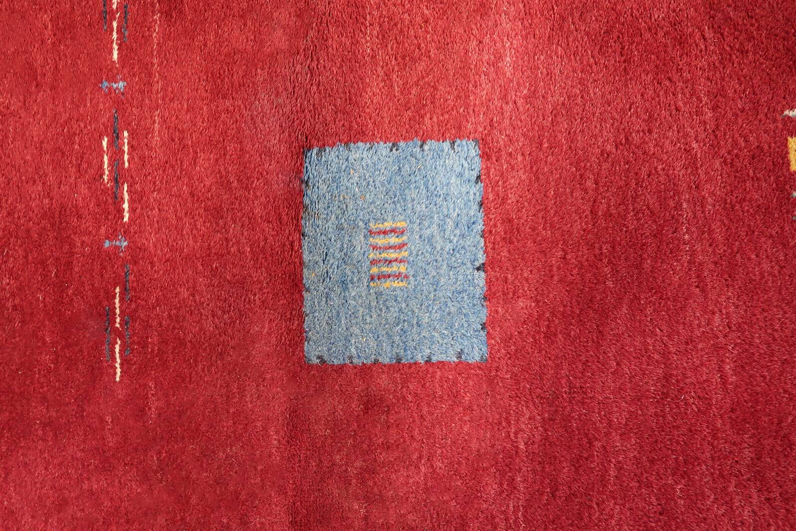 Tapis Gabbeh persan vintage en laine fait main – 143 x 202 cm - 1C1037