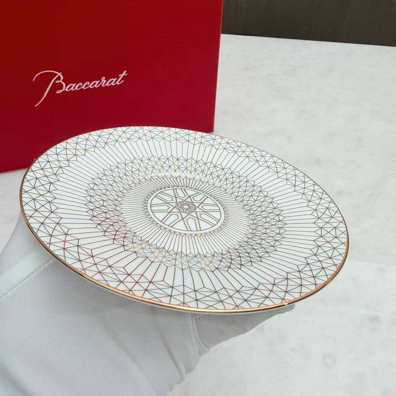Baccarat Arcadia Gold & Platinum Porcelain Set, 2 Timbales & 2 Plates