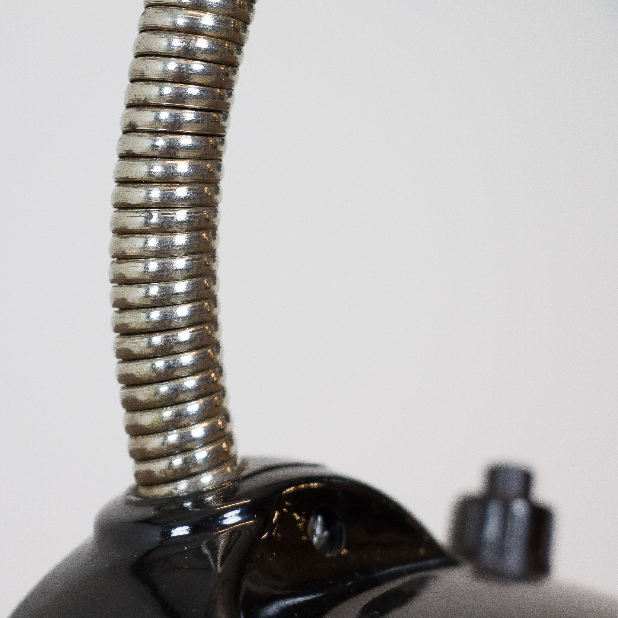 Petite lampe de bureau en bakélite
