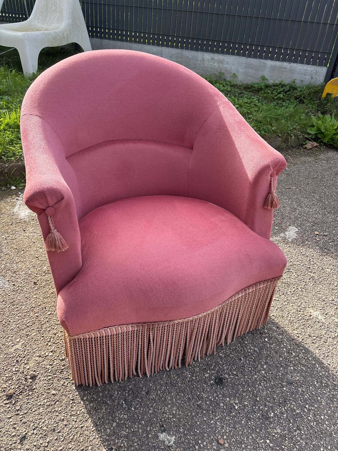 Fauteuil crapaud velours rose