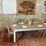 Farm table