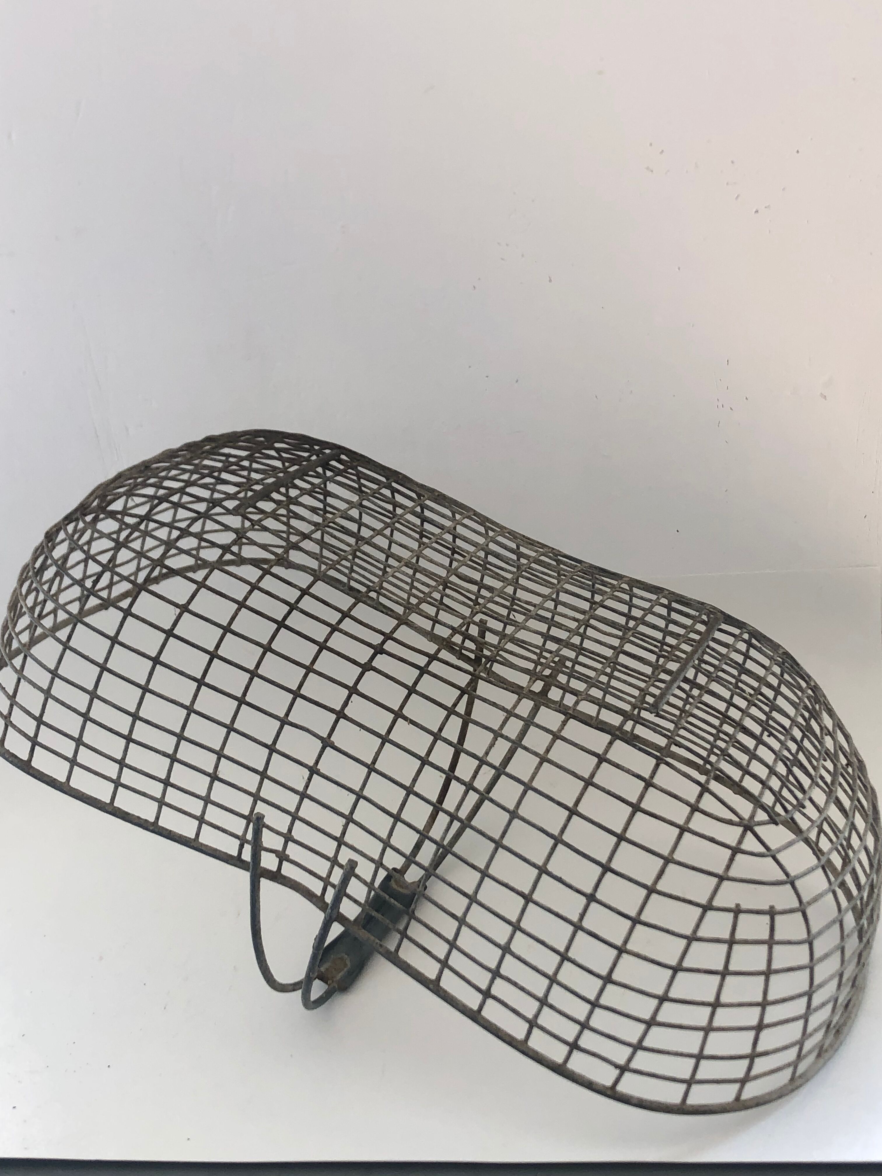 Metal garden basket
