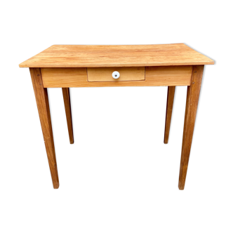 Table en bois