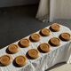 11 assiettes à dessert en grès liseré brun Sarreguemines