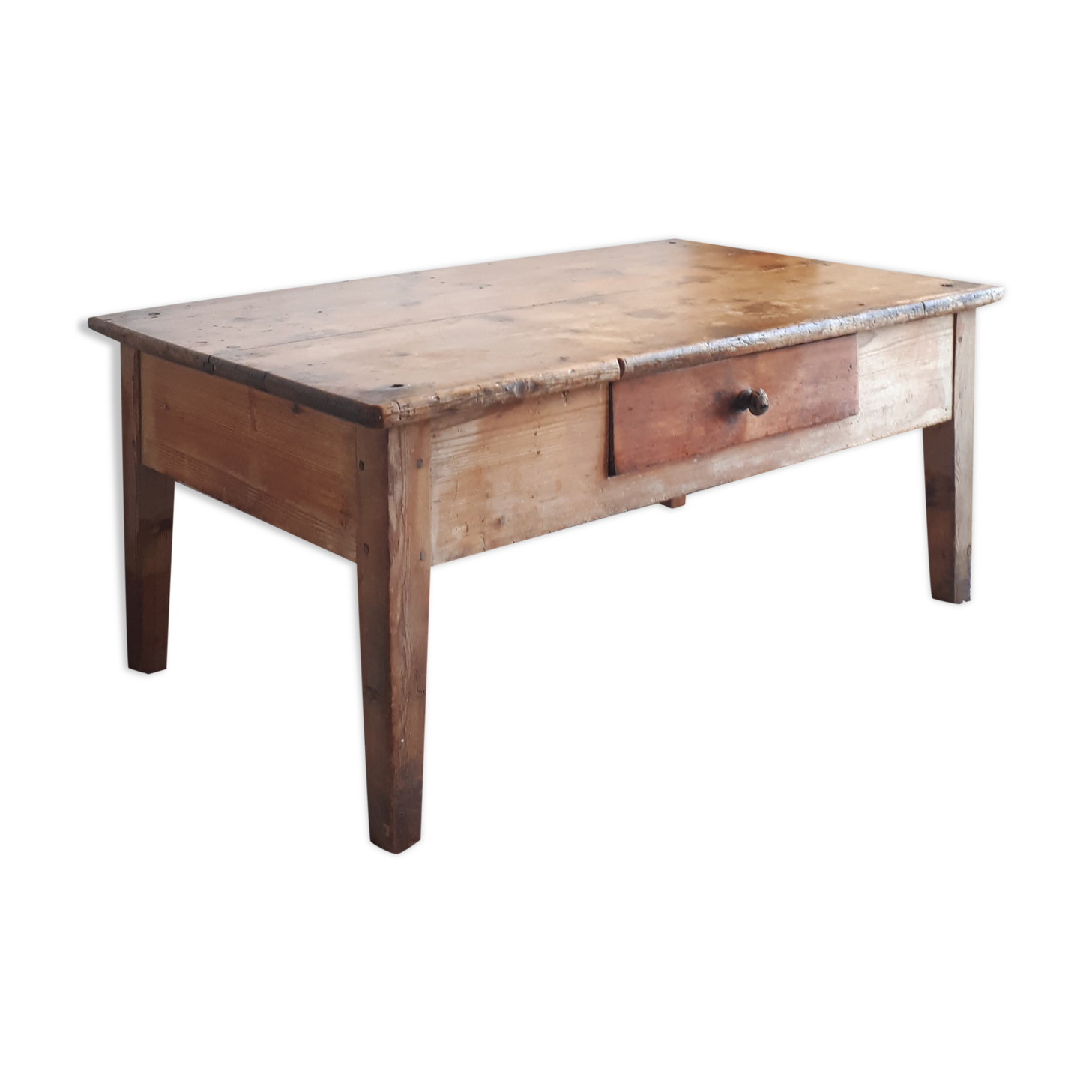Old-spirited coffee table farm table