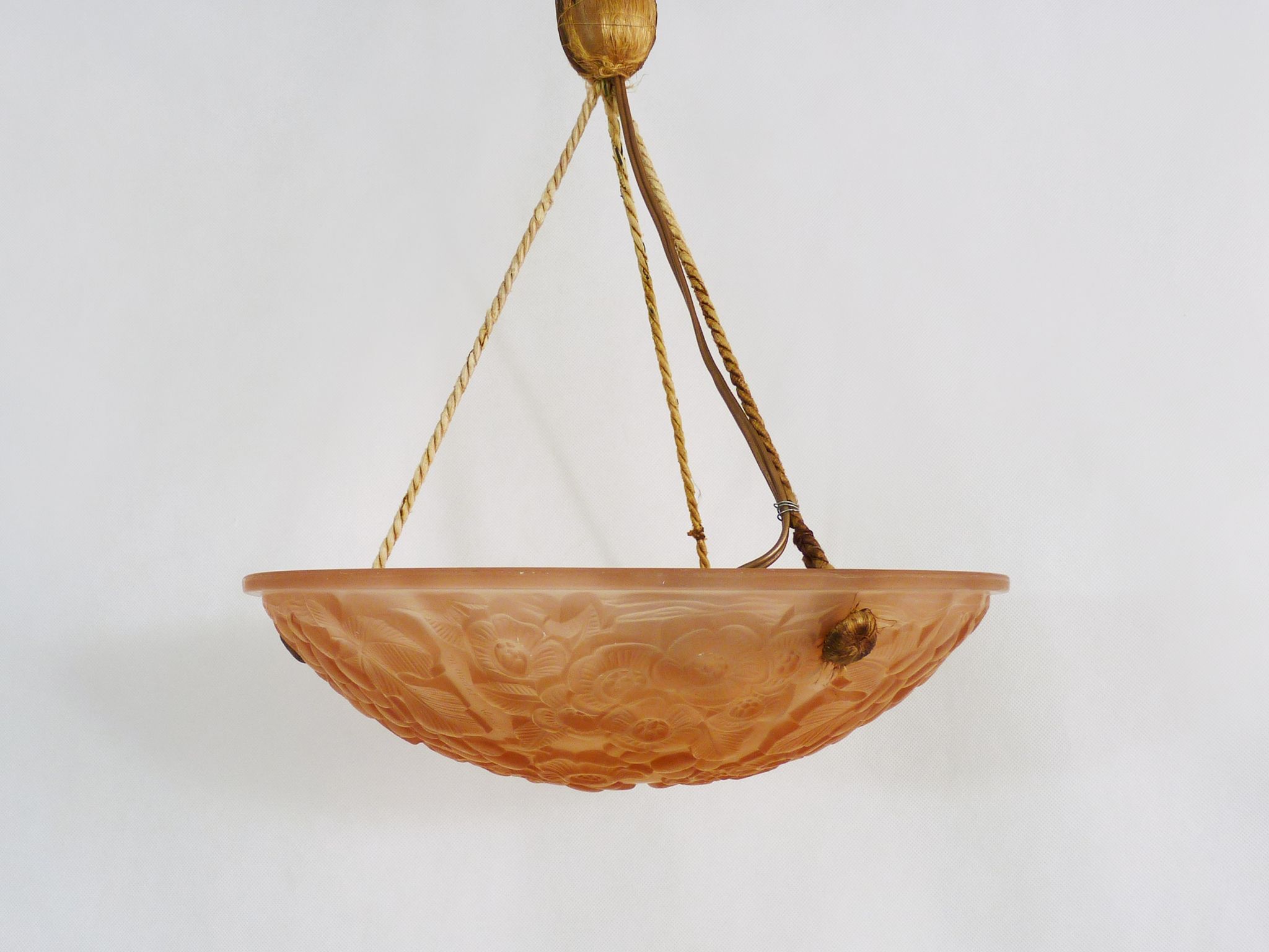 Suspension pink cacker Verdun Art Deco