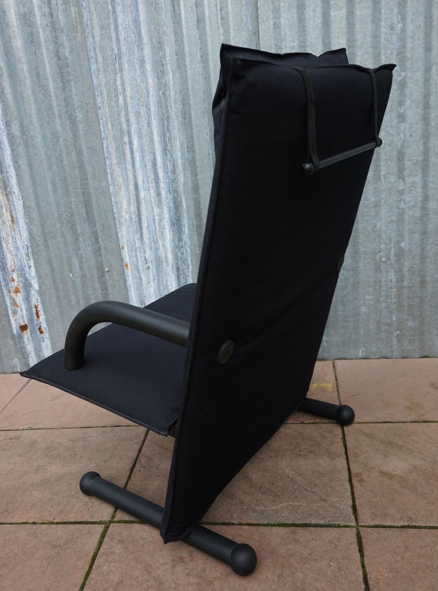 Armchair for arflex burkhard vogtherr 't-line'