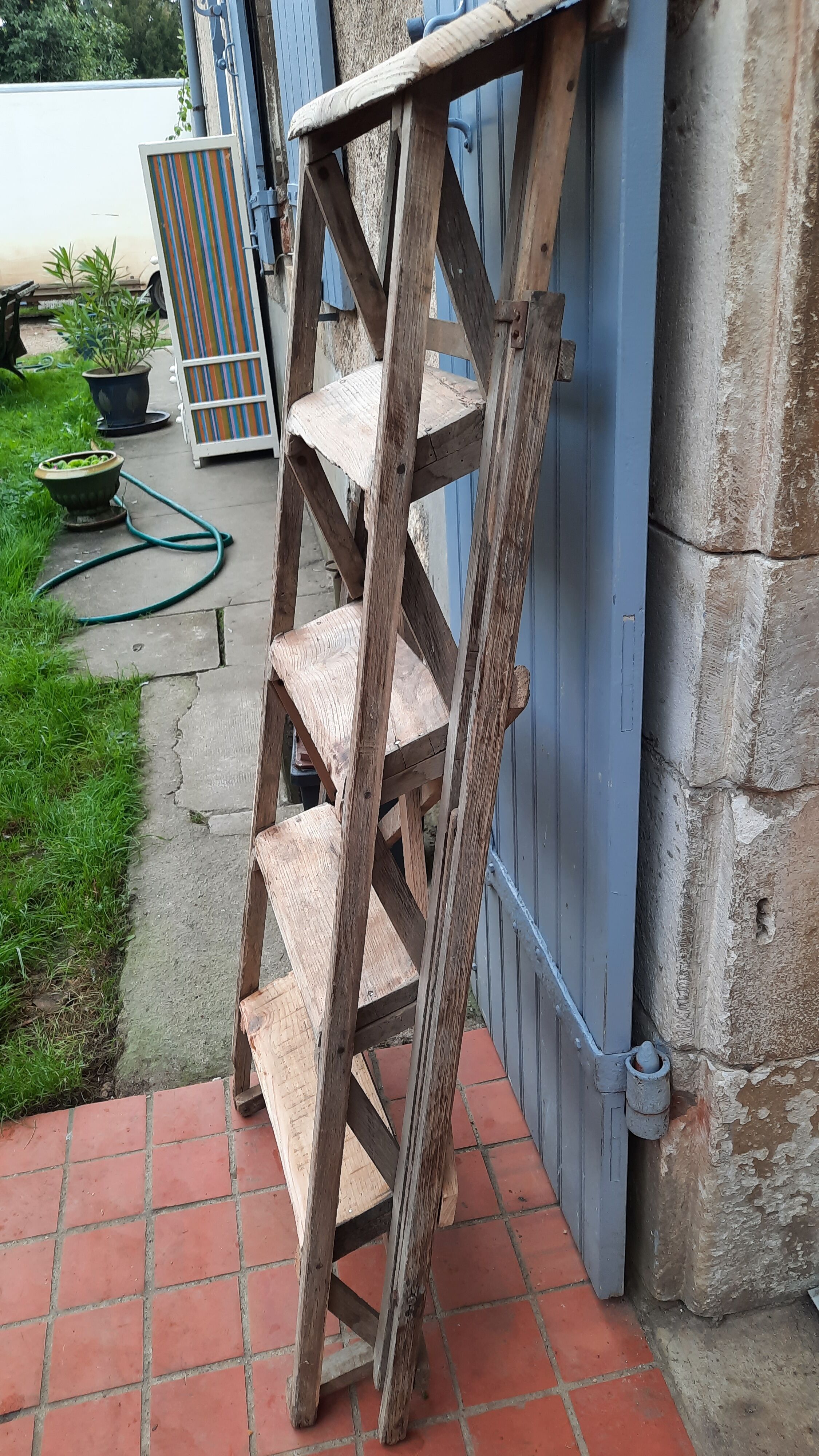Old stepladder