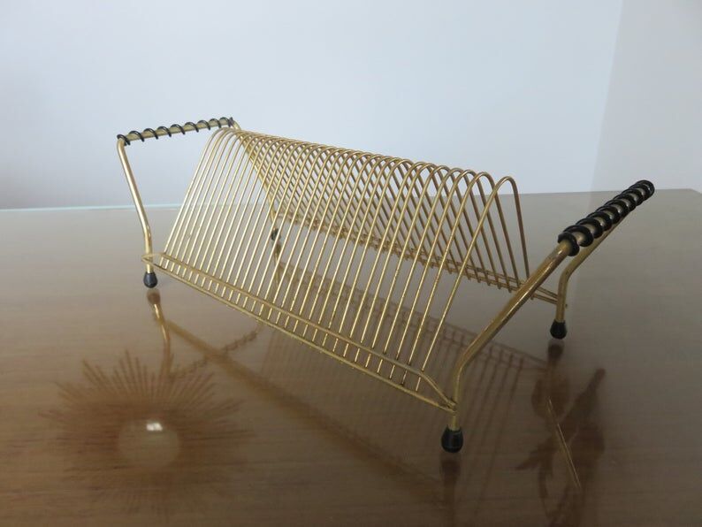 Range vinyls in gold metal and scoubidou 50s 60s