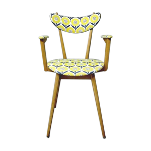 Chaise en bois blond style scandinave