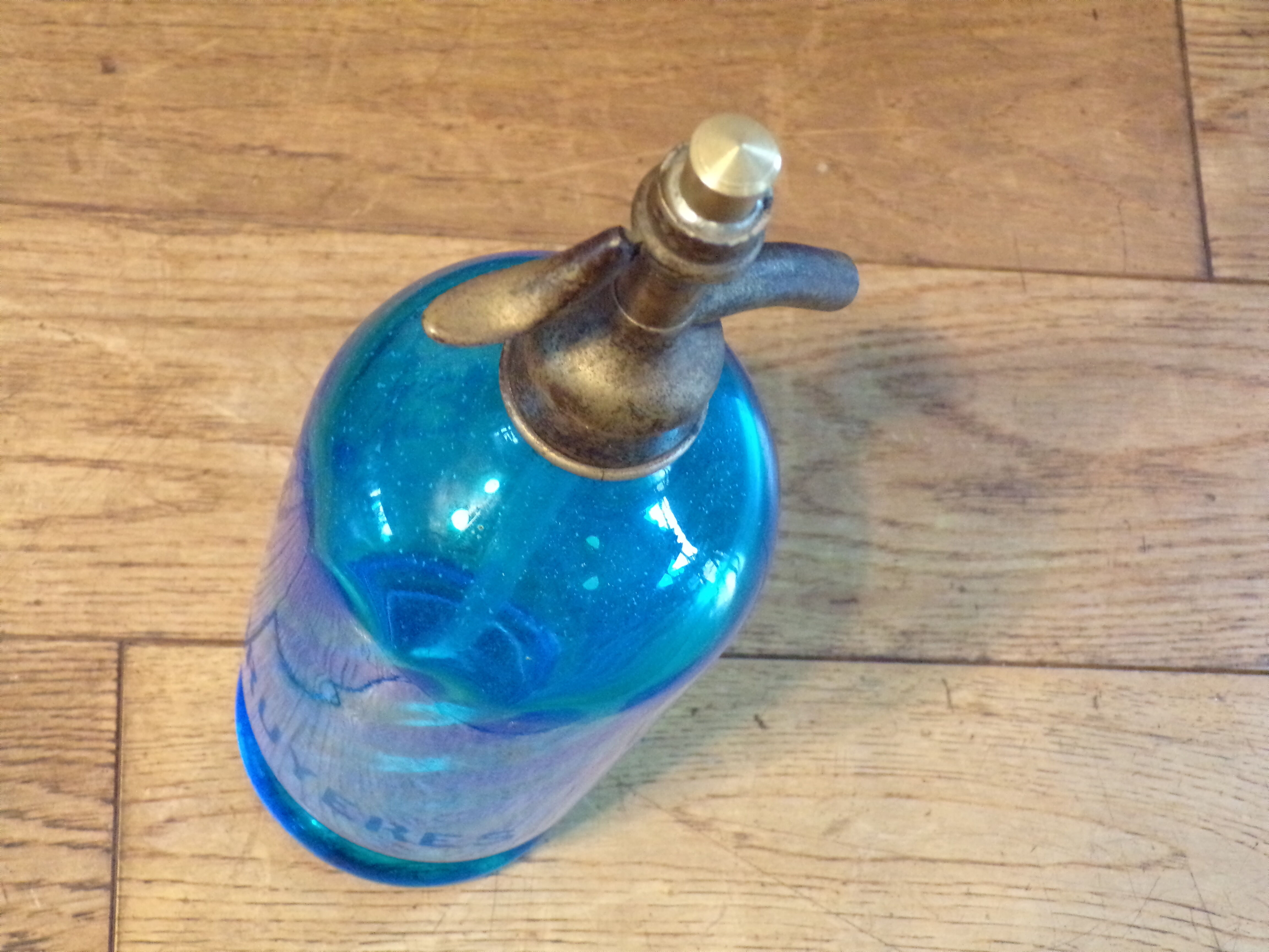 Seltz water blue siphon