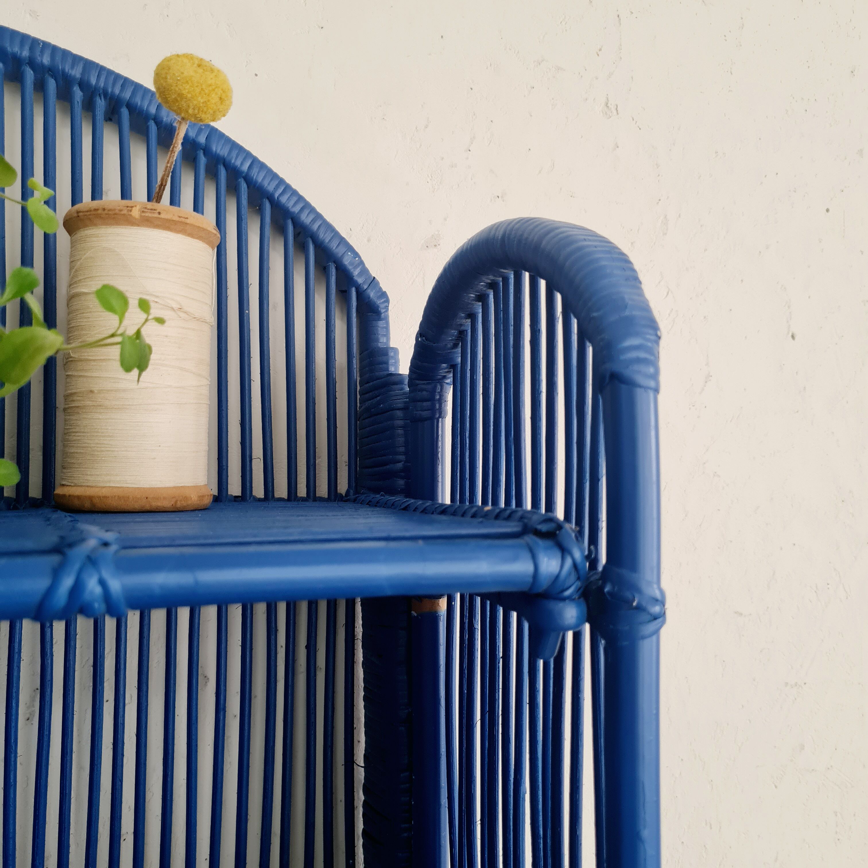 Vintage shelf in Klein blue rattan