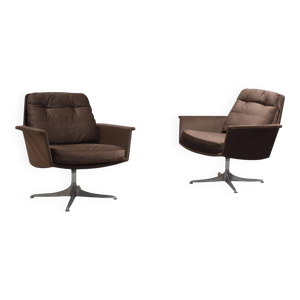 Paire de fauteuils pivotants - 1972